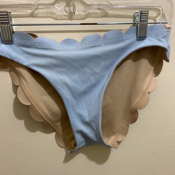 Set of two target scalloped edge bikini bottoms - Picture 2 of 4